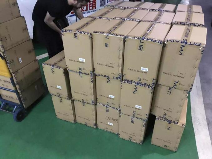 算法 de Equihash da mineração de Innosilicon do 来自 de A9++ Zmaster, 最大算力 140ksol/S, 功耗 1550W